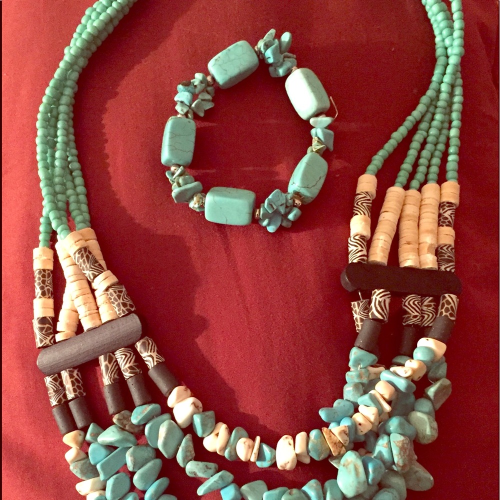 Large-Mint/White/Black-Necklace and Bracelet-set